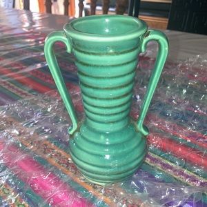 Vintage USA Double Handled Ribbed Ceramic
Green Bud VASE Flower Container 5 1/2”